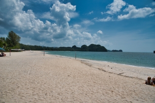 Black Sand Beach