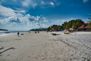 Cenang Beach (Pantai Cenang)